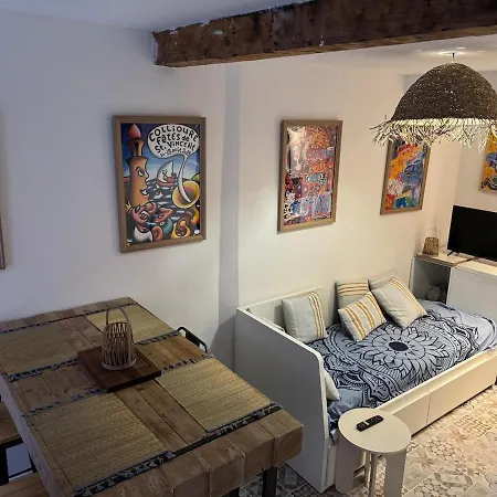 Casa Jueliatte Дом отдыха Коллиур